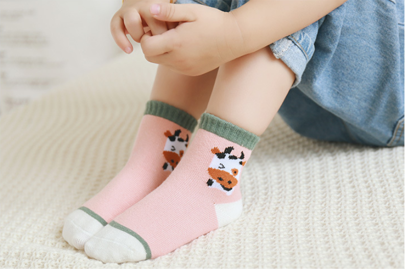 Playful Jacquard Kids Mid-Crew Socks