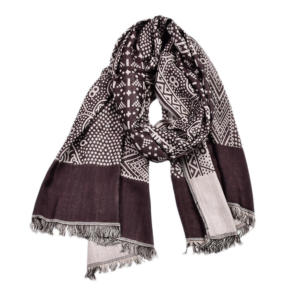 Yarn-Dyed Jacquard Totem Scarf