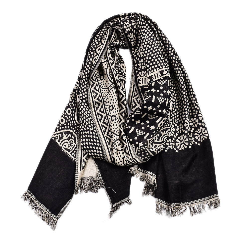 Yarn-Dyed Jacquard Totem Scarf