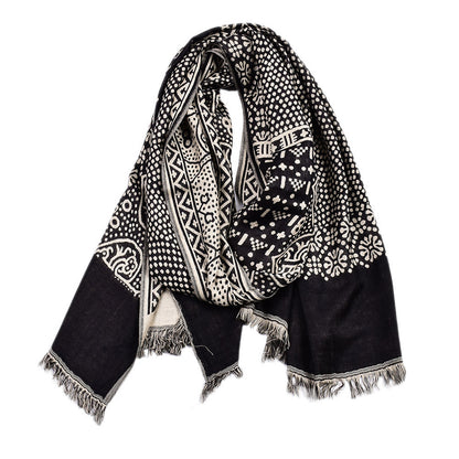 Yarn-Dyed Jacquard Totem Scarf