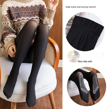 Smooth-Fit Snag-Resistant Nylon Tights