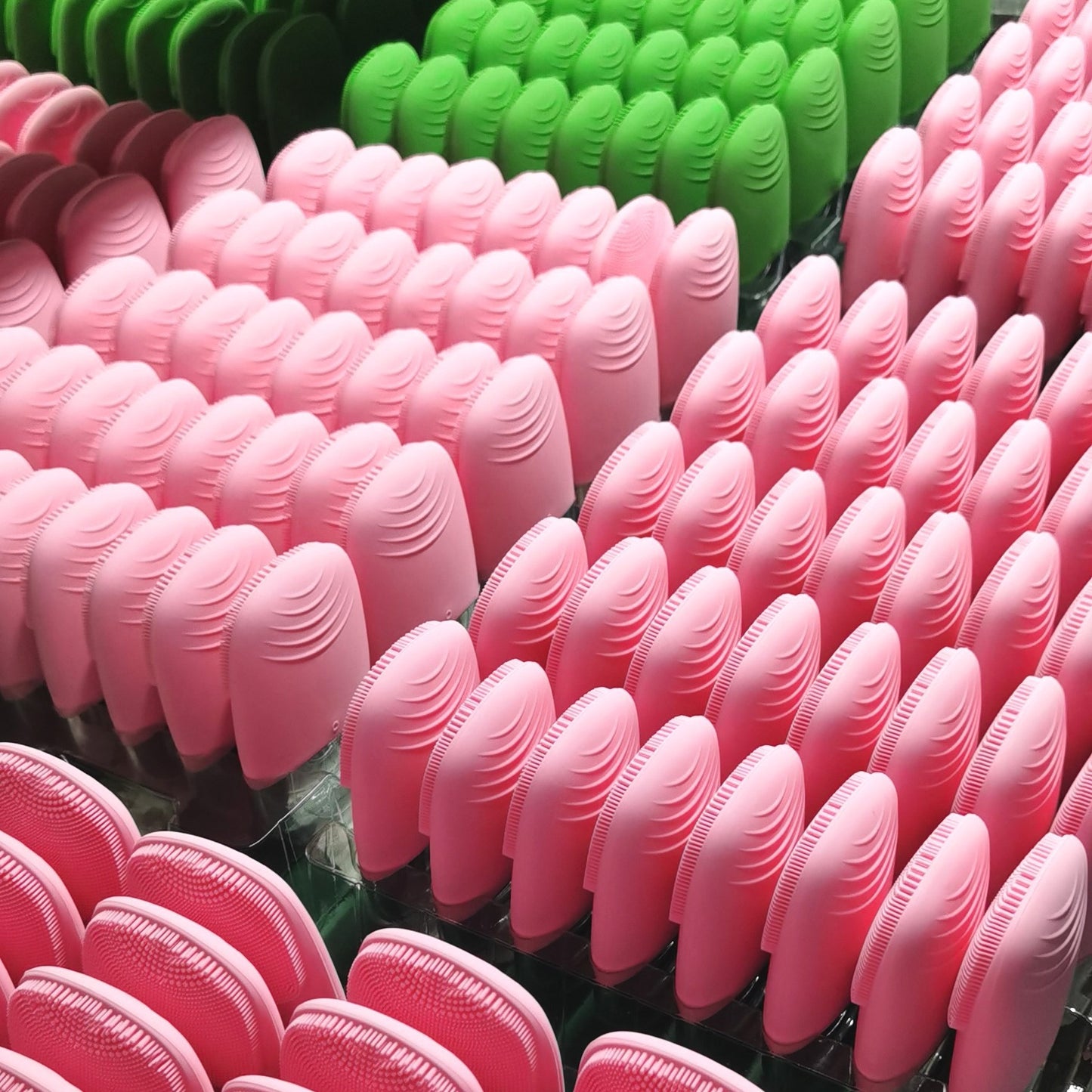 Compact Silicone Sonic Facial Cleansing Brush