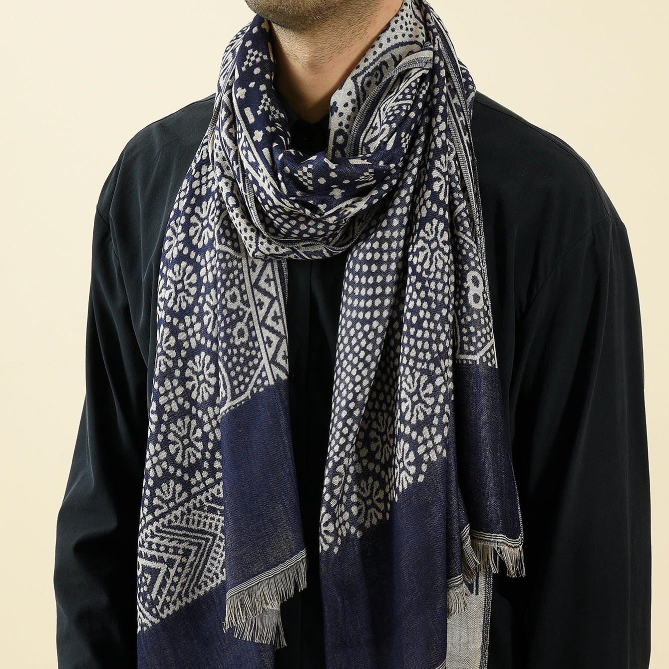 Yarn-Dyed Jacquard Totem Scarf